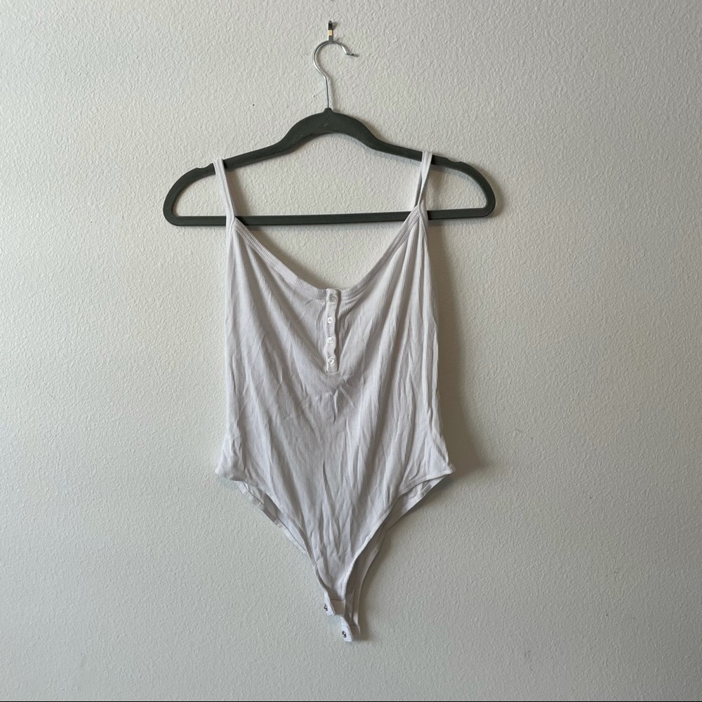 FOREVER 21 BODYSUIT LARGE